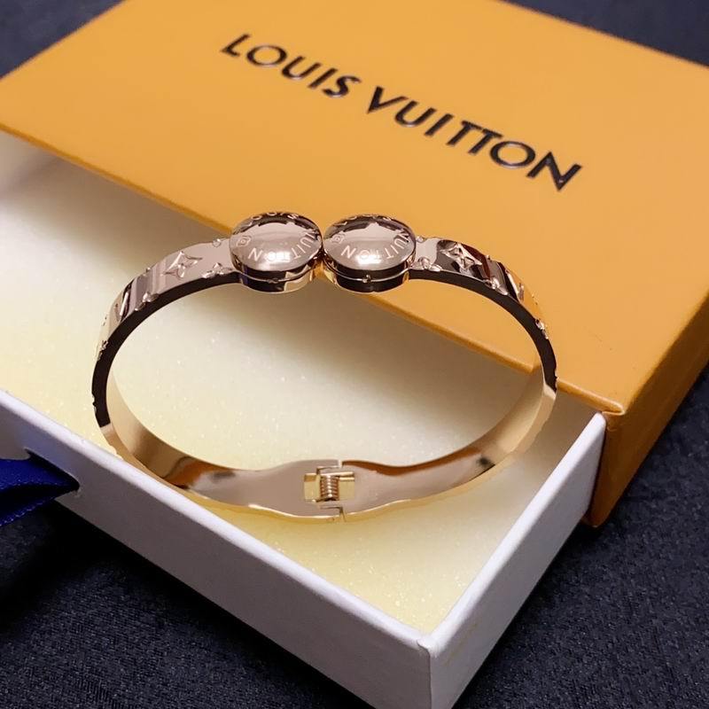 LV Bracelets 332